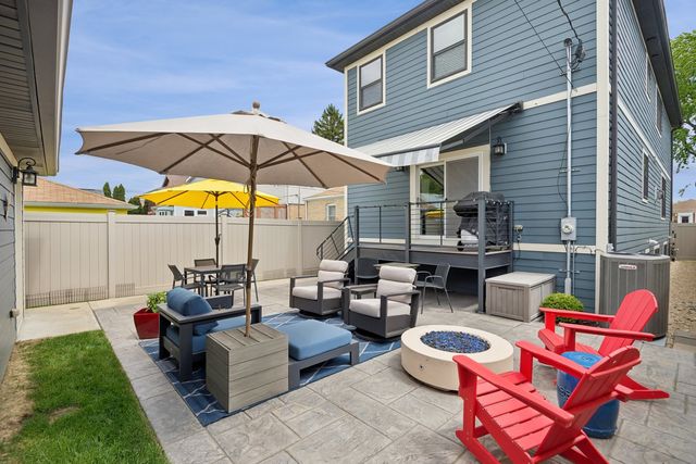 5450 N Natoma Avenue, Chicago, IL 60656