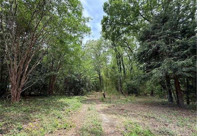 5166 Dallas Acworth Highway, Dallas, GA 30132