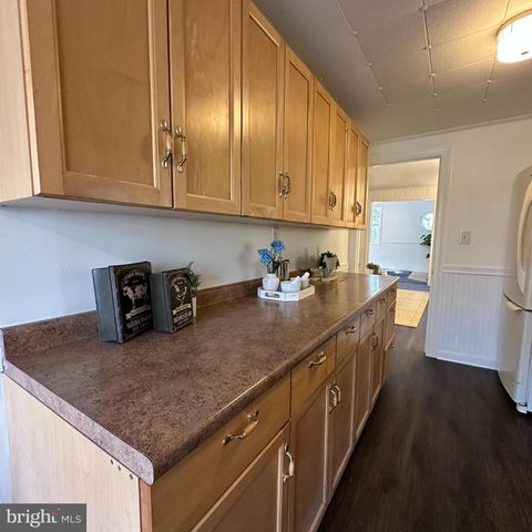 572 BIFROST WAY, Linden, VA 22642