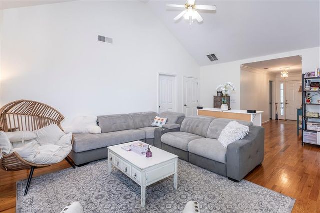 201 N Woods Way, Jasper, GA 30143