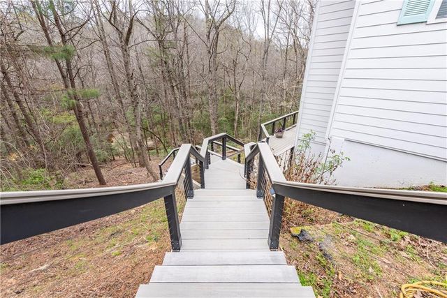 201 N Woods Way, Jasper, GA 30143