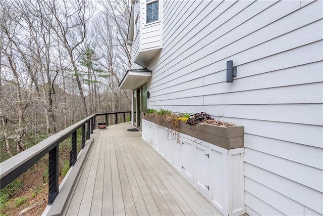 201 N Woods Way, Jasper, GA 30143