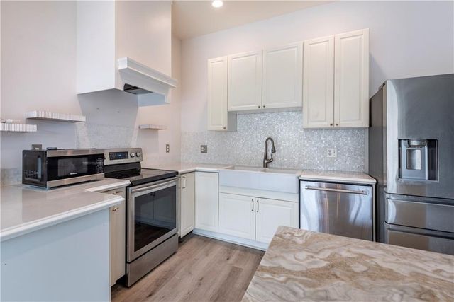 201 N Woods Way, Jasper, GA 30143