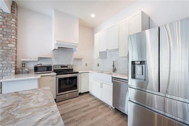 201 N Woods Way, Jasper, GA 30143