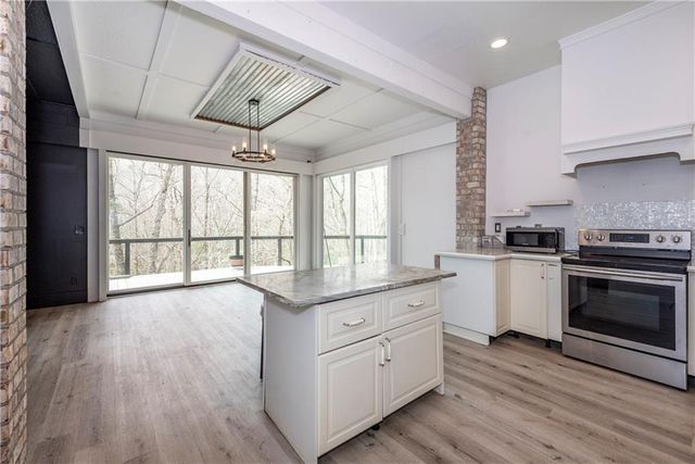 201 N Woods Way, Jasper, GA 30143