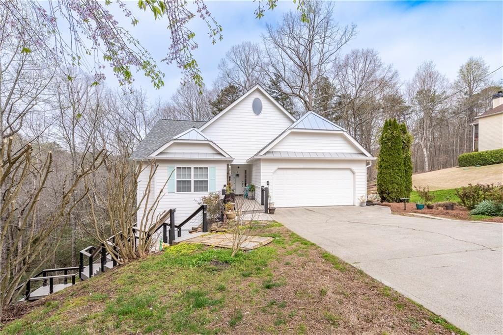 201 N Woods Way, Jasper, GA 30143