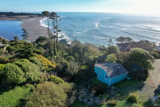 38882 Honey Run Ln, Gualala, CA 95445