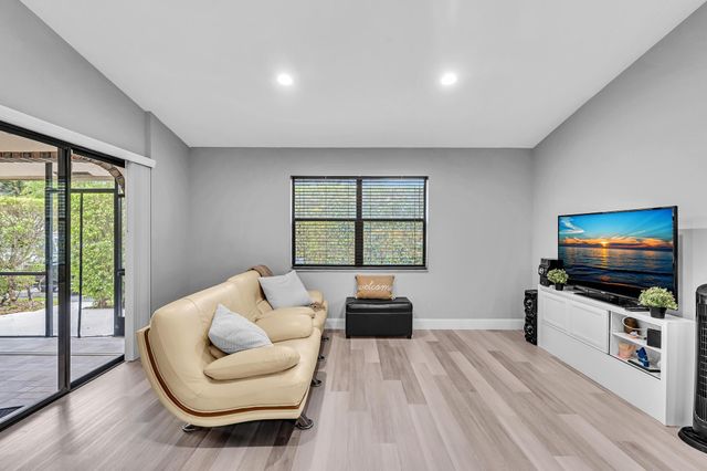 23120 Barwood Park Lane B, Boca Raton, FL 33433