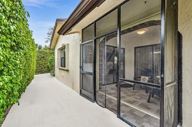 23120 Barwood Park Lane B, Boca Raton, FL 33433