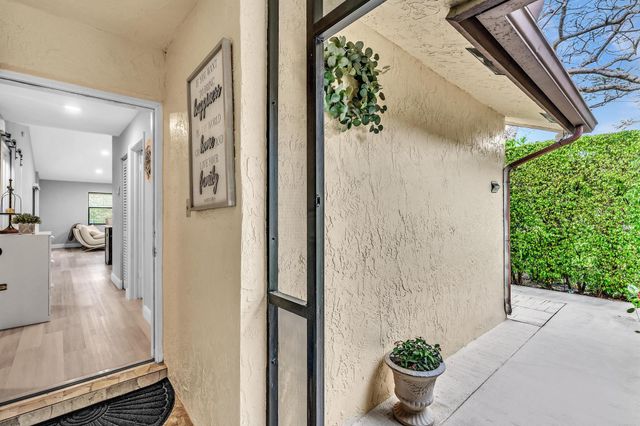 23120 Barwood Park Lane B, Boca Raton, FL 33433