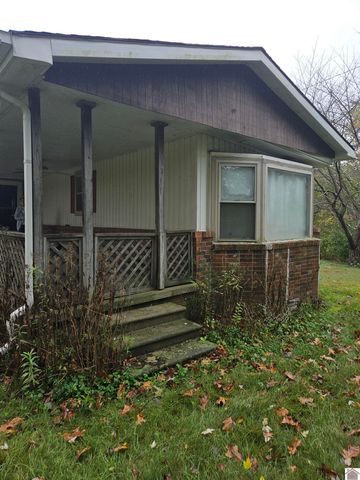 215 Fisher Rd, Paducah, KY 42001