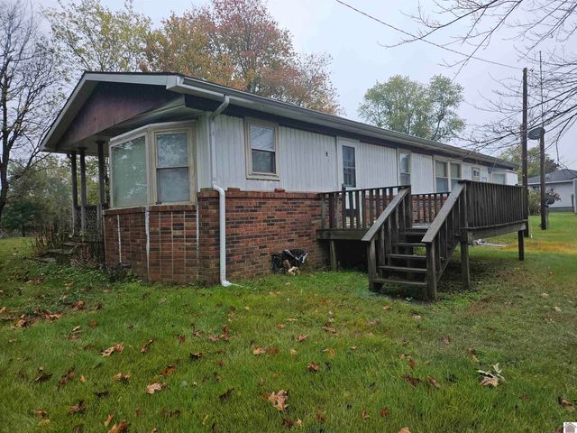 215 Fisher Rd, Paducah, KY 42001