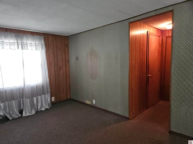 215 Fisher Rd, Paducah, KY 42001