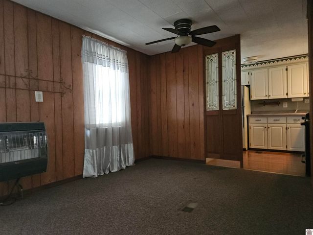 215 Fisher Rd, Paducah, KY 42001