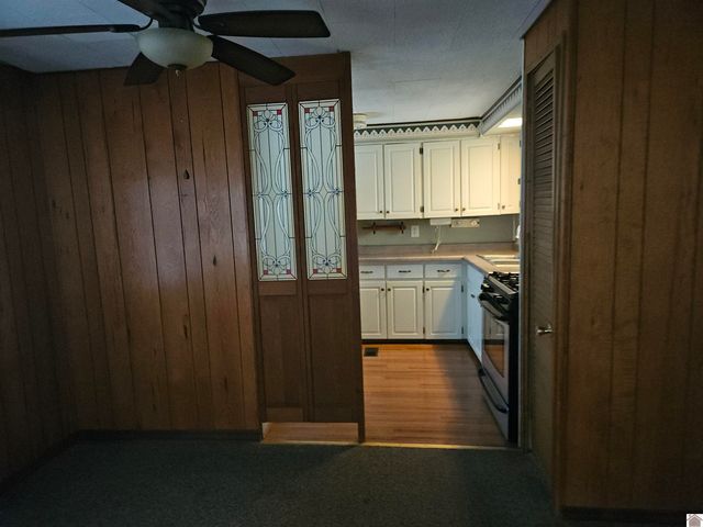 215 Fisher Rd, Paducah, KY 42001