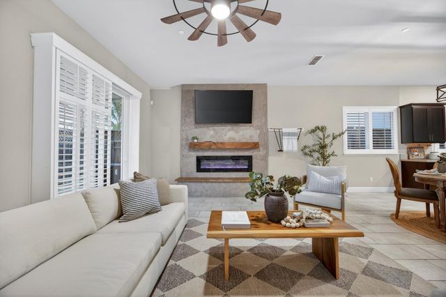 781 Aparicio Way, Galt, CA 95632