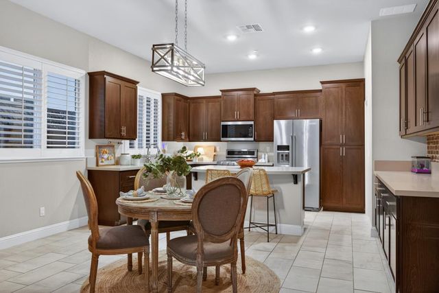 781 Aparicio Way, Galt, CA 95632