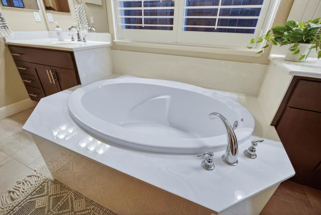 781 Aparicio Way, Galt, CA 95632