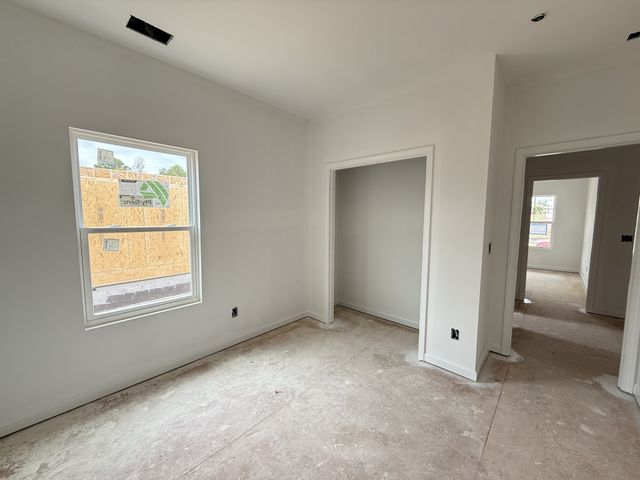 1721 Sharpstone Drive, Columbia, TN 38401