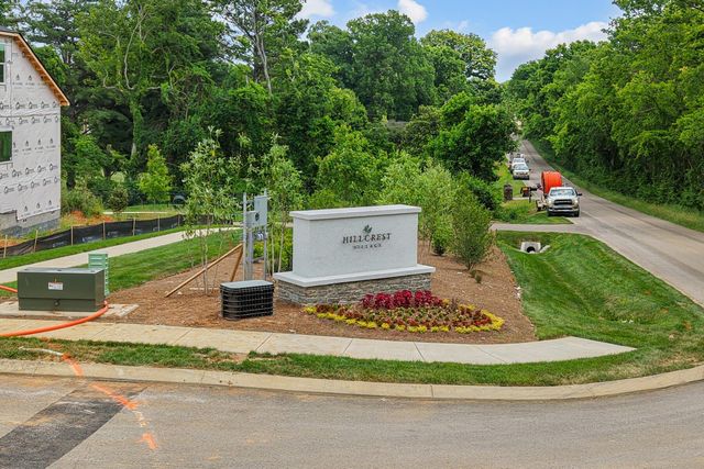 1721 Sharpstone Drive, Columbia, TN 38401