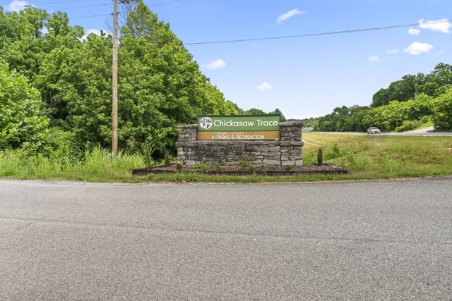 1721 Sharpstone Drive, Columbia, TN 38401