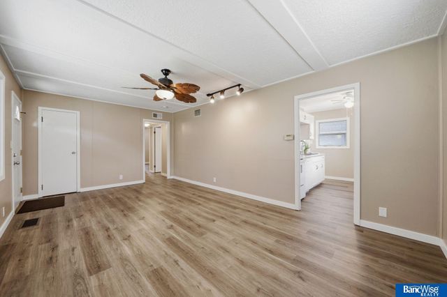 3976 Dunn Avenue, Lincoln, NE 68502