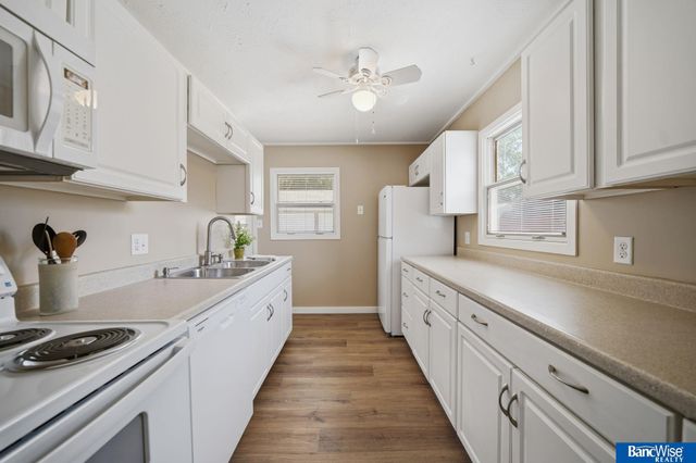 3976 Dunn Avenue, Lincoln, NE 68502