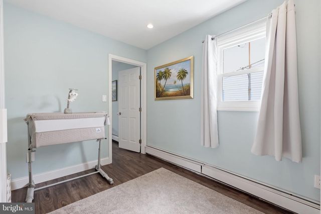 60 LOWER ORCHARD DR, Levittown, PA 19056