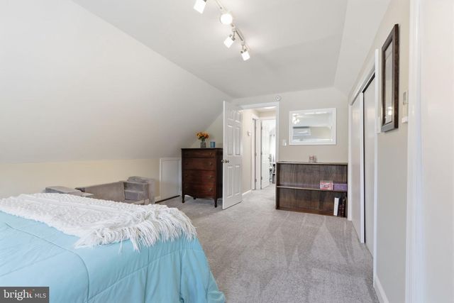 60 LOWER ORCHARD DR, Levittown, PA 19056