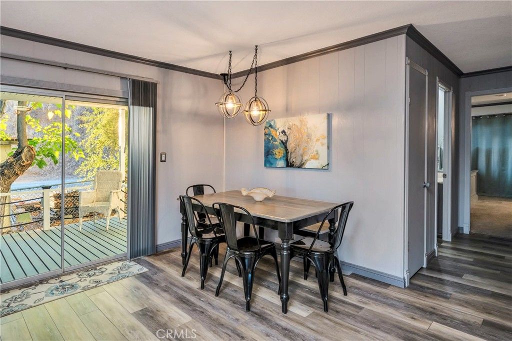 Image 13 of property listing at 9859 Crestview Drive, Clearlake, CA 95422