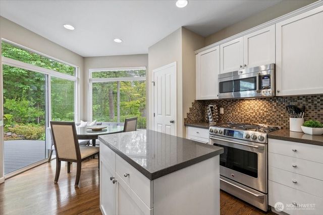 469 243rd Place SE, Sammamish, WA 98074