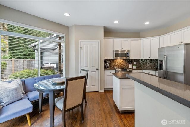 469 243rd Place SE, Sammamish, WA 98074