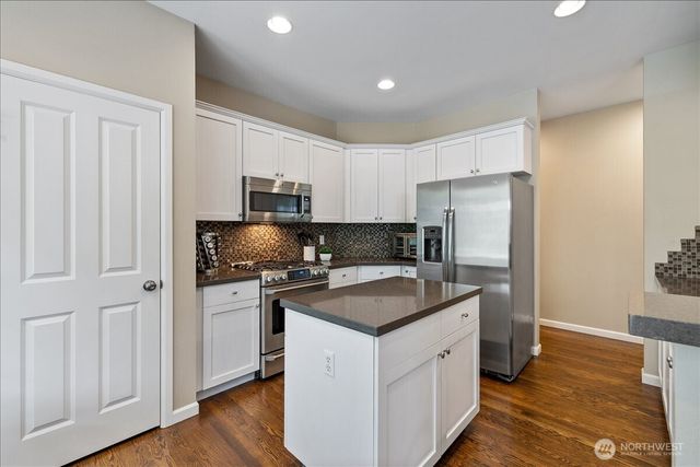 469 243rd Place SE, Sammamish, WA 98074