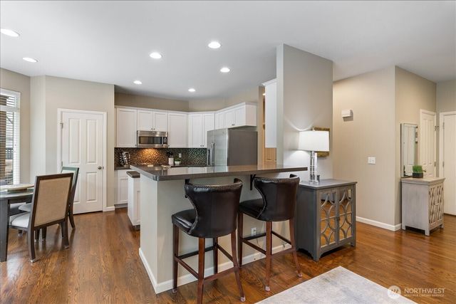 469 243rd Place SE, Sammamish, WA 98074