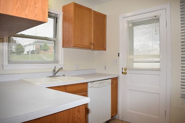 3833 Dexter Avenue, Fort Worth, TX 76107
