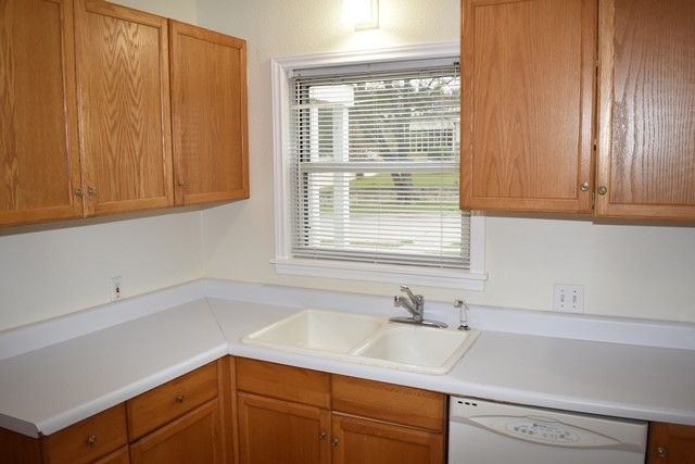 3833 Dexter Avenue, Fort Worth, TX 76107