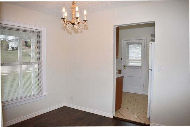 3833 Dexter Avenue, Fort Worth, TX 76107