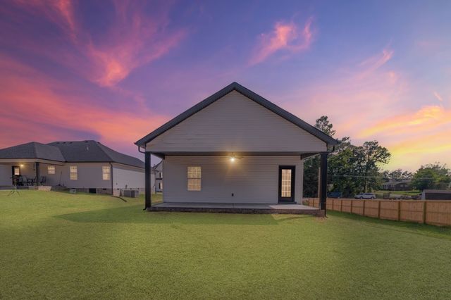 303 Lee Ln, Shelbyville, TN 37160