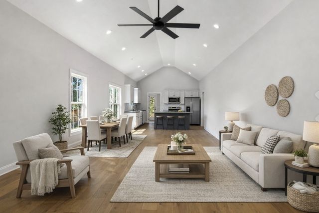 303 Lee Ln, Shelbyville, TN 37160