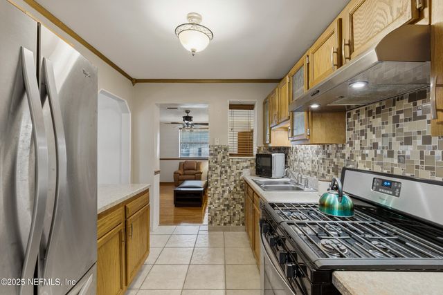 5741 LAKE LUCINA Drive N, Jacksonville, FL 32211