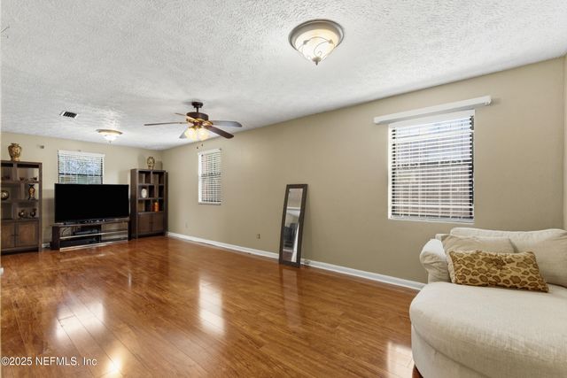 5741 LAKE LUCINA Drive N, Jacksonville, FL 32211