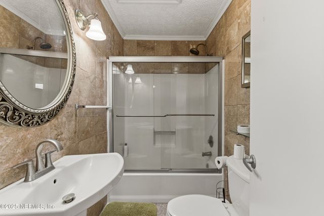 5741 LAKE LUCINA Drive N, Jacksonville, FL 32211