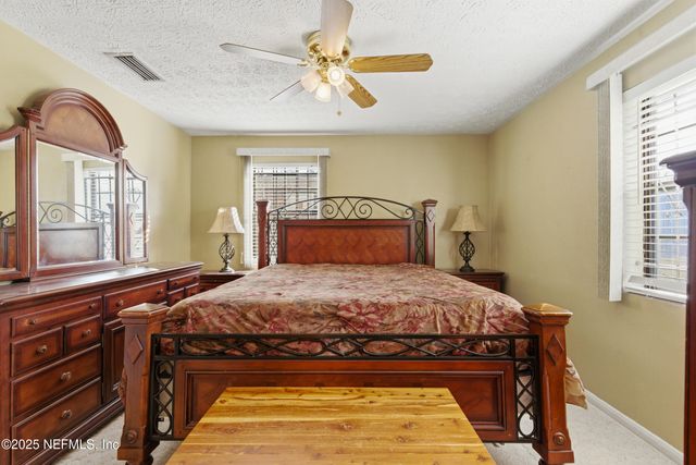 5741 LAKE LUCINA Drive N, Jacksonville, FL 32211