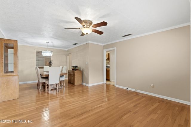 5741 LAKE LUCINA Drive N, Jacksonville, FL 32211