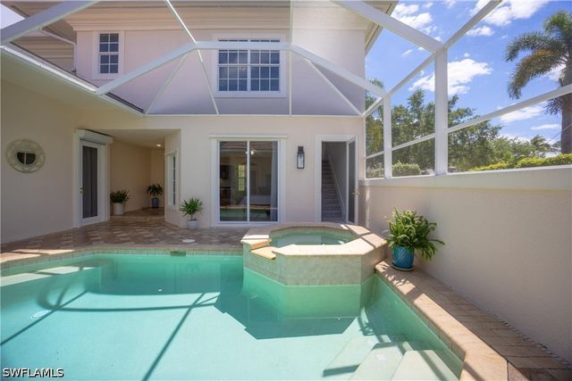 2844 Coco Lakes DR, Naples, FL 34105