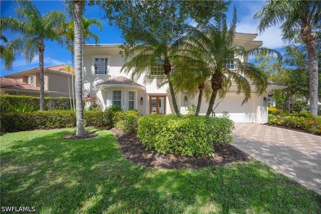 2844 Coco Lakes DR, Naples, FL 34105