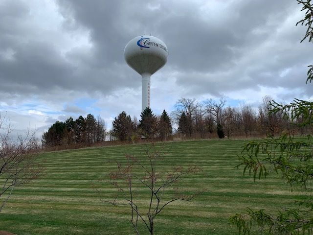 2327 Silverstone Drive 2327, Carpentersville, IL 60110