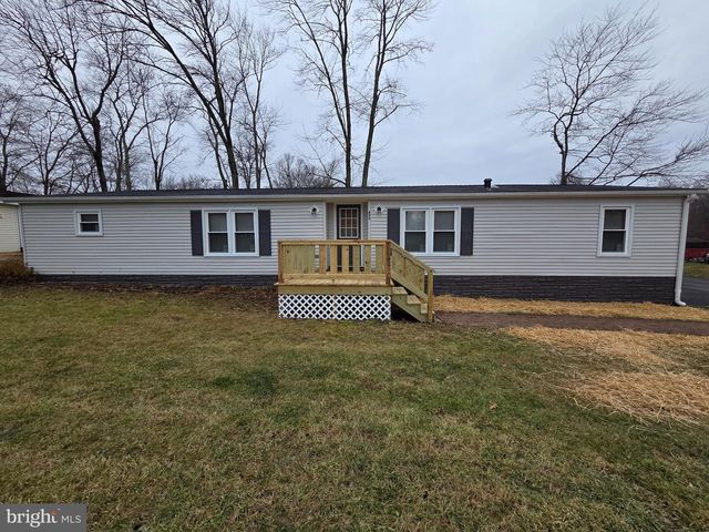 450 FORD HOOK RD, Doylestown, PA 18901