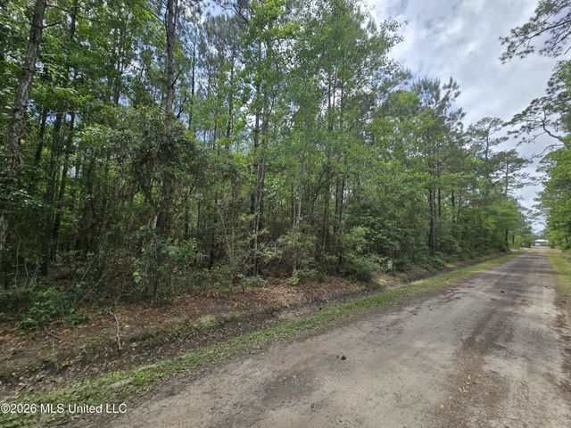 00 9 Street, Bay Saint Louis, MS 39520