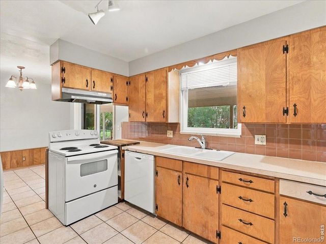 1053 Montview Road, Fort Collins, CO 80521